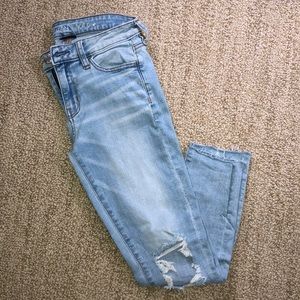 American Eagle Light Wash Super Stretch Jegging